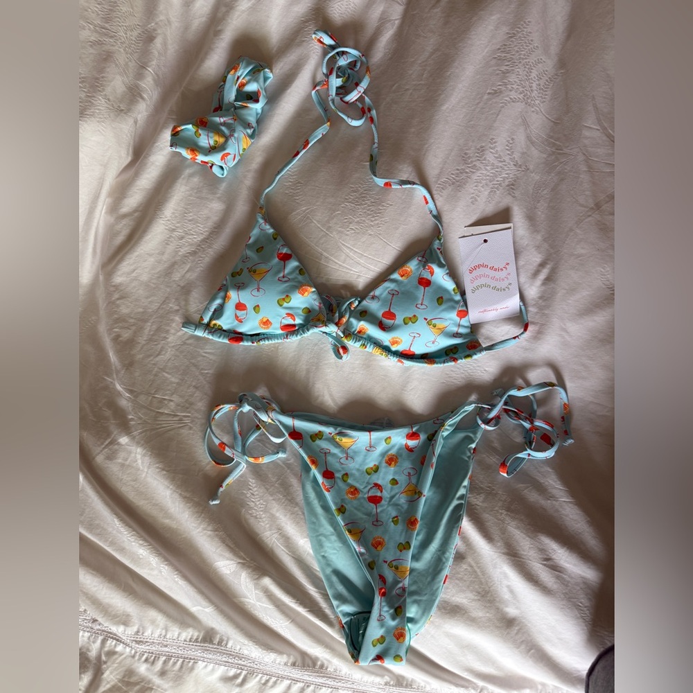 NWT Dippin' Daisy's Bikini Top and Bottom - S